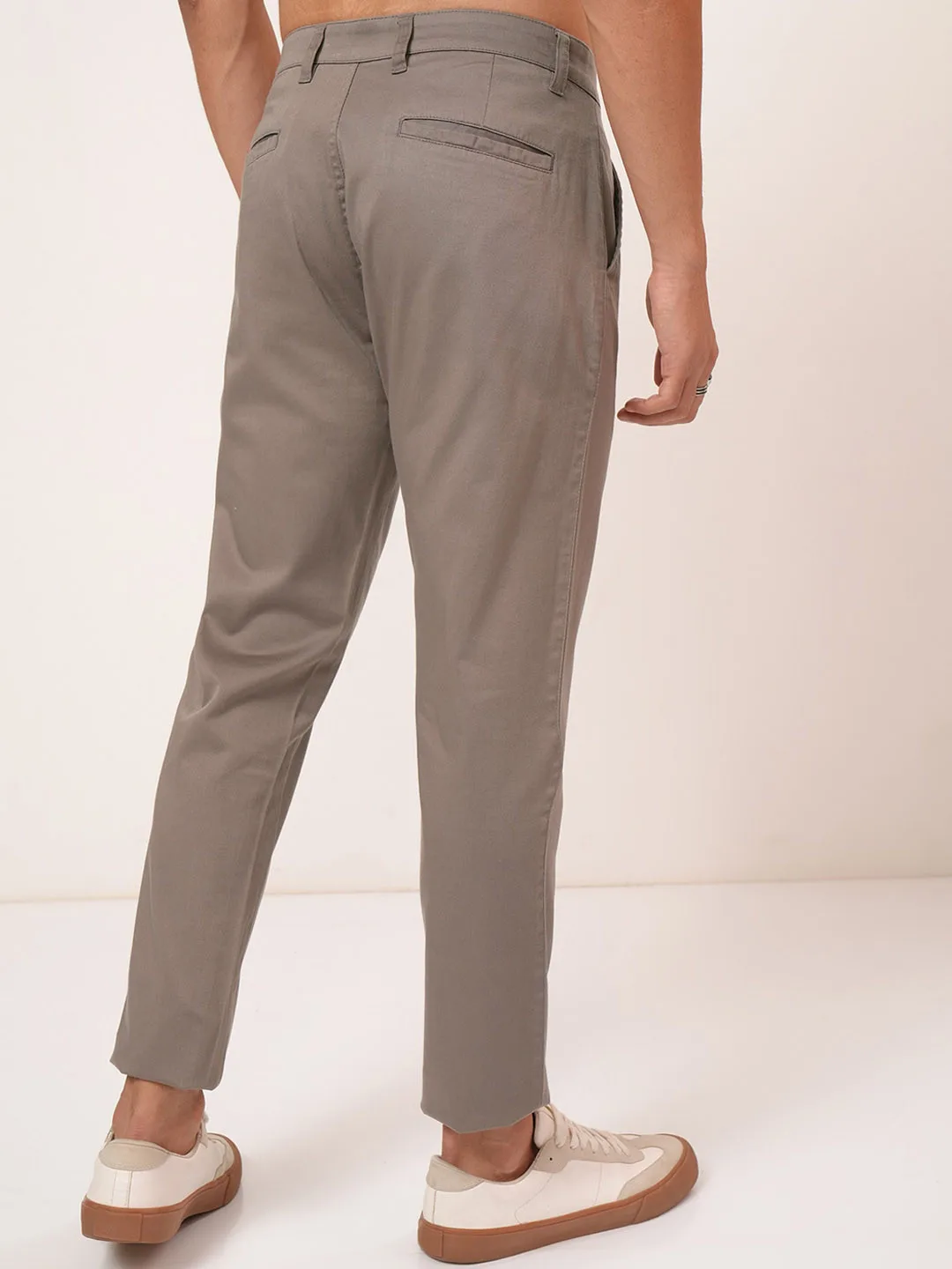 HIGHLANDER Taupe tapered chinos