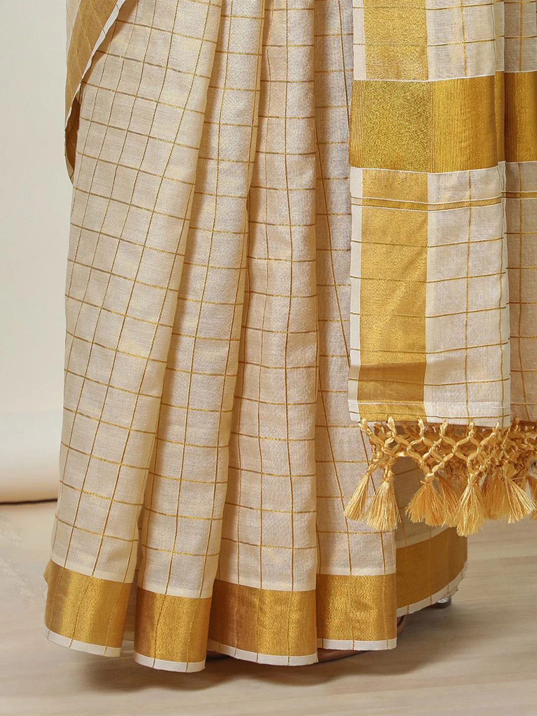 Soch Ivory gold-check kasavu tissue saree