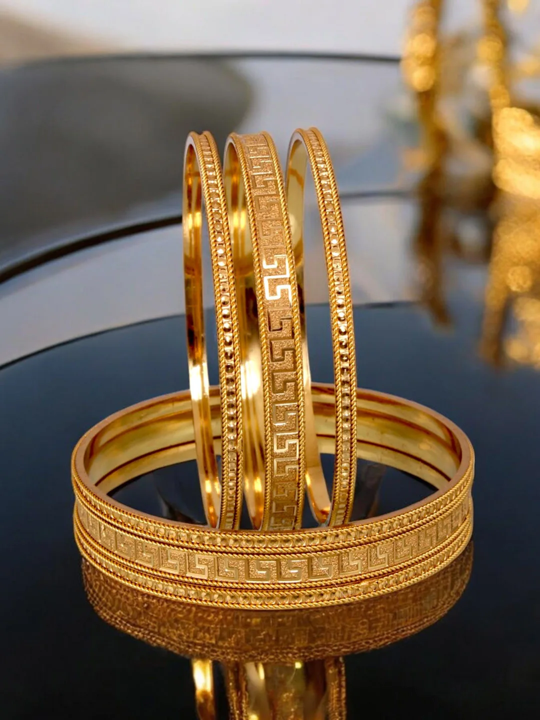 LUCKY JEWELLERY Stacked gold-plated bangles, set of six