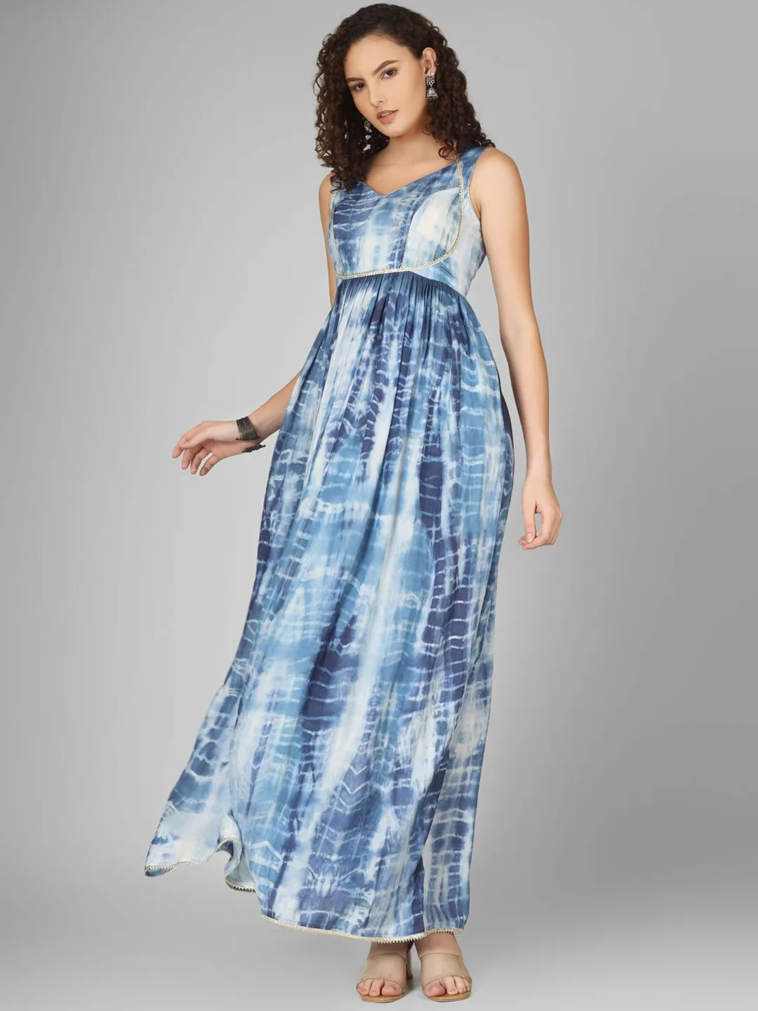 UNLOKALE Blue tie-dye maxi dress