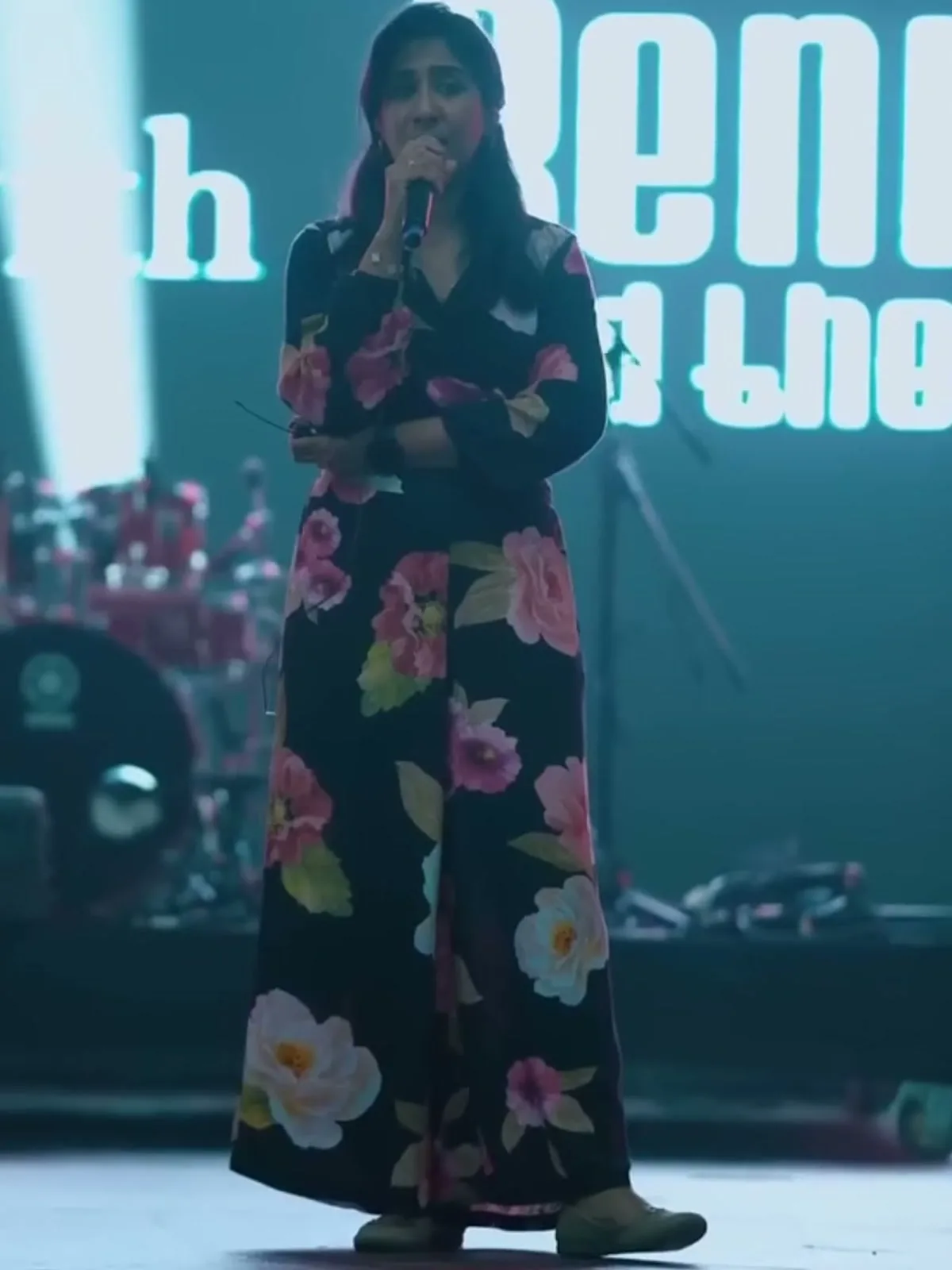 Shweta Mohan — The whole fit on stage: crop top, wide-leg palazzo, and nothing else to it