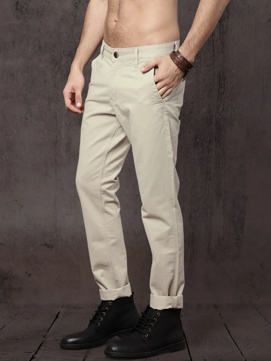 Roadster Khaki flat-front chinos