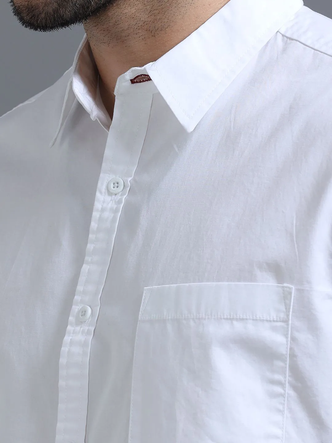 Roadster White short-sleeve shirt with chest pocket