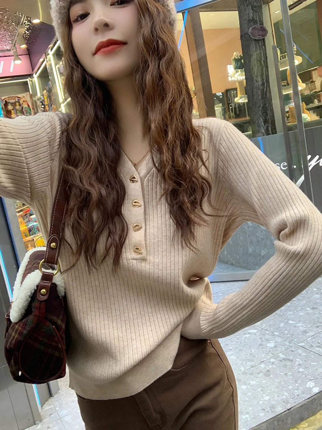 HERE&NOW Ecru button-placket knit