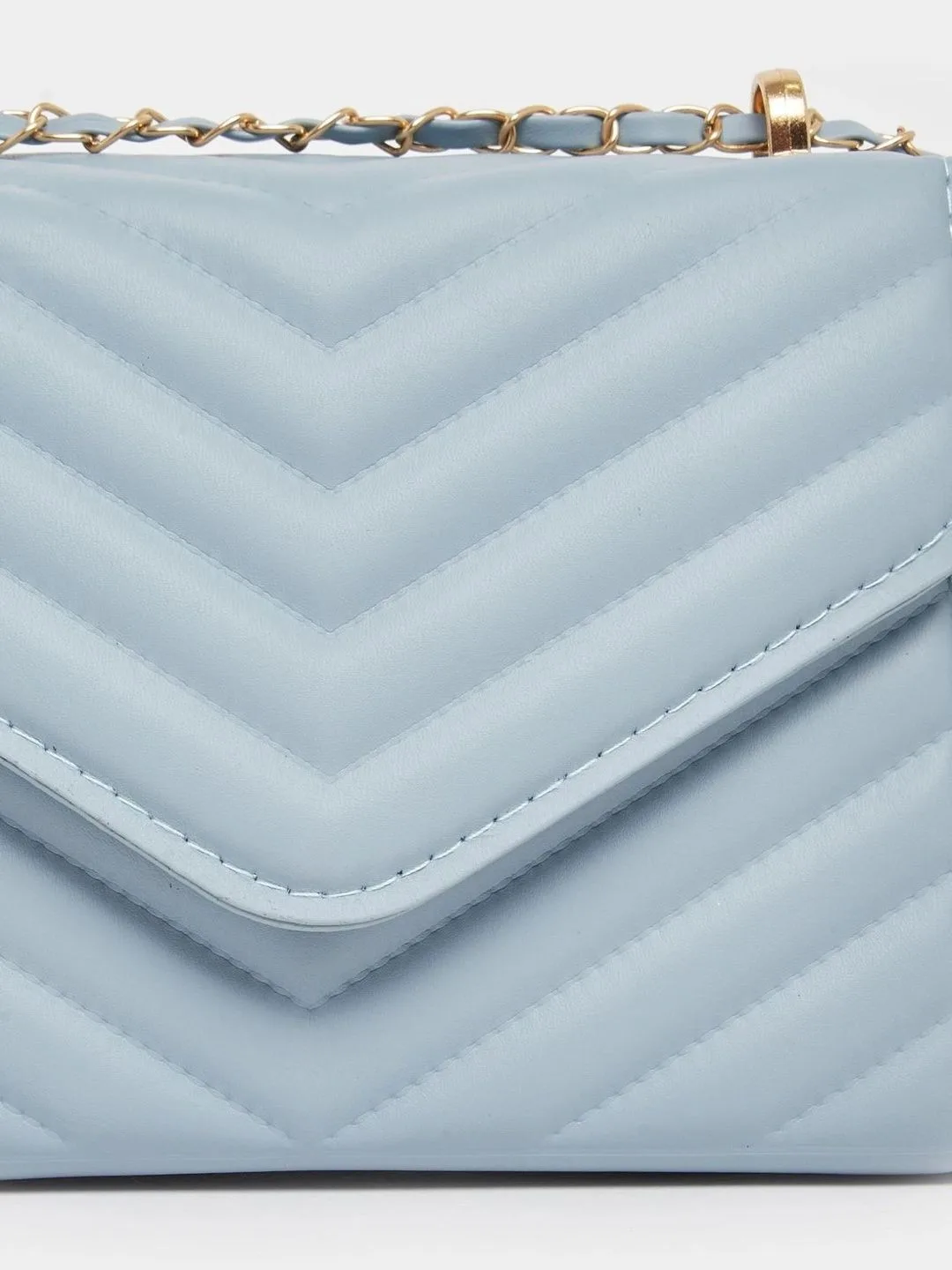 Styli Pale blue chevron-quilted chain bag
